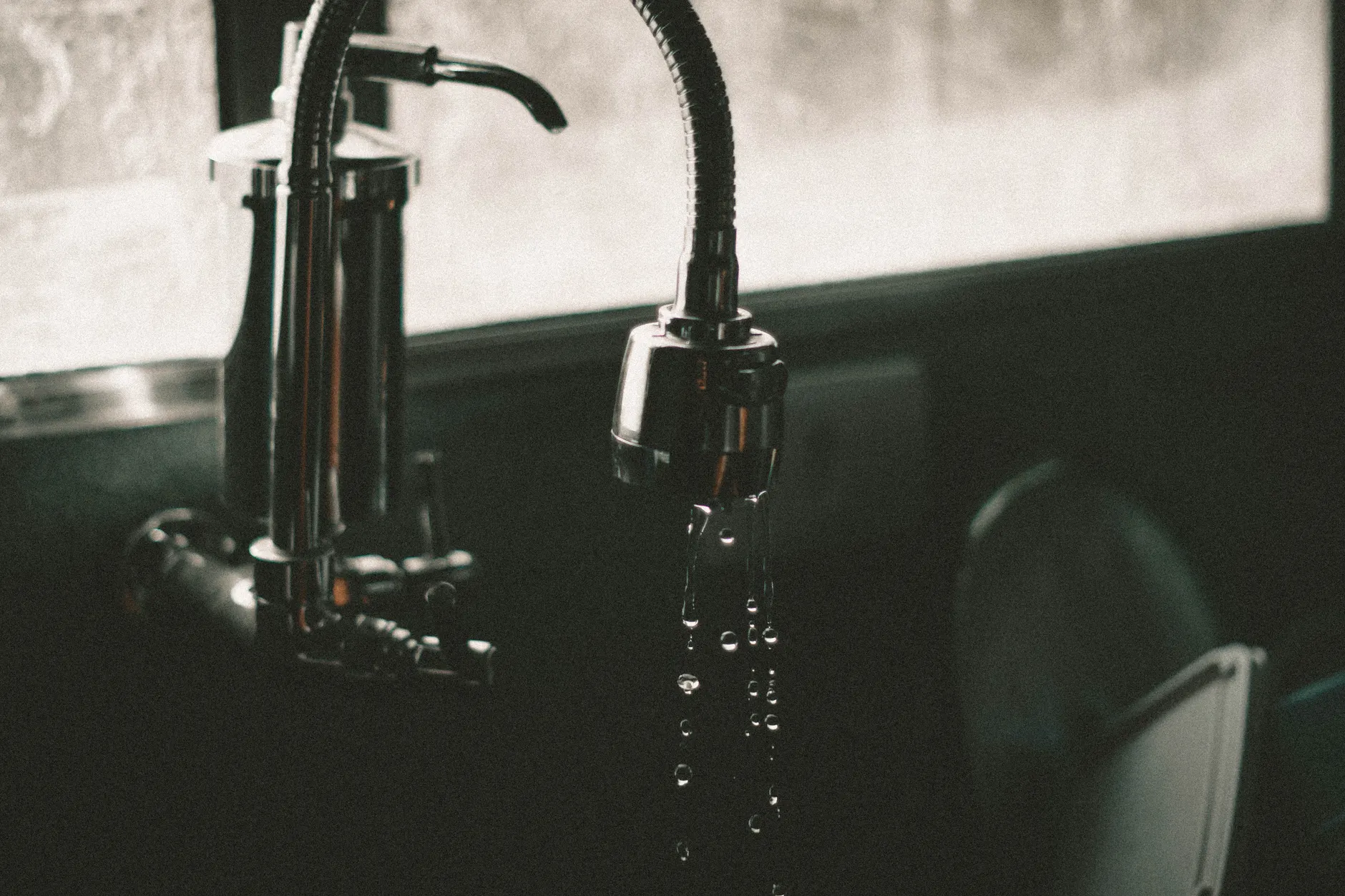 Hard-Water Cylinder & Boiler Care on the Edwardian Streets